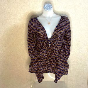 NWT Willow & Root fall print blouse V-neck long sleeve top